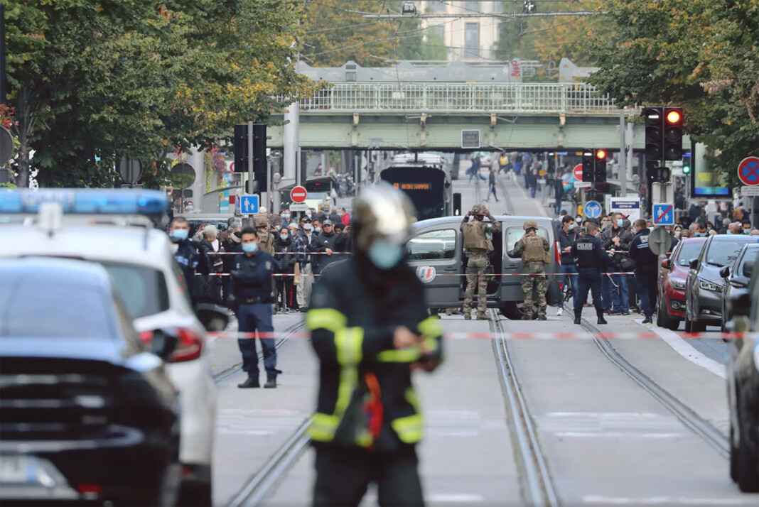 Nuevo atentado islamista en Francia: tres muertos en un ataque con cuchillo en una iglesia de Niza