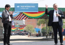 Pertrechos a Bolivia: el Gobierno apura una investigación interna de la Aduana Alberto Fernández acompañó a Evo Morales hasta la frontera con Bolivia y dejó un mensaje