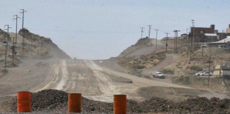 Inauguraron 700 metros de ruta en Caleta Olivia, pero nadie recordó que es parte de las obras que Lázaro Báez cobró dos veces y nunca hizo