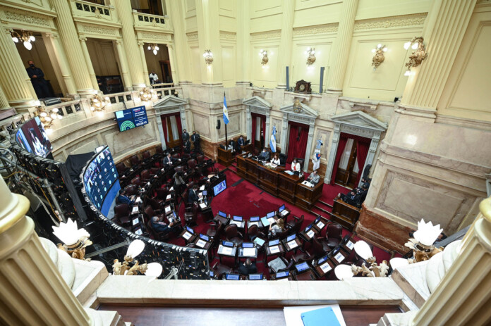 Sesión Especial remota del Honorable Senado de la Nación en la que se debate el Presupuesto 2021, el 12 de Noviembre de 2020, en Buenos Aires, Argentina - Foto: Charly Diaz Azcue/Comunicación Senado