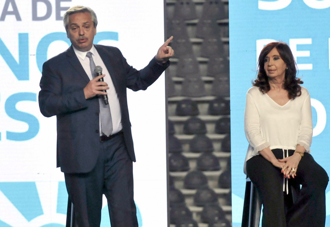 El presidente Alberto Fernández junto a Cristina Kirchner -