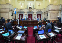 Movilidad jubilatoria: tras rebelarse contra el proyecto del Gobierno, el kirchnerismo aprobó la nueva fórmula en el Senado Movilidad jubilatoria: tras rebelarse contra el proyecto del Gobierno, el kirchnerismo aprobó la nueva fórmula en el Senado