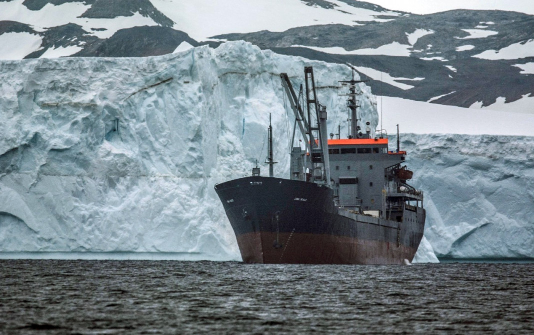La Campaña Antártica afectada por un incendio en el buque ARA Canal de Beagle