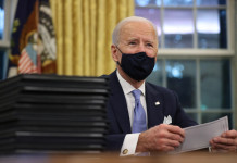 Joe Biden aseguró que Estados Unidos no va a “someterse” más a Rusia y exigió la liberación del opositor Navalny El presidente de los Estados Unidos, Joe Biden