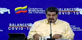 Nicolás Maduro presentó unas “goticas milagrosas” contra el coronavirus
