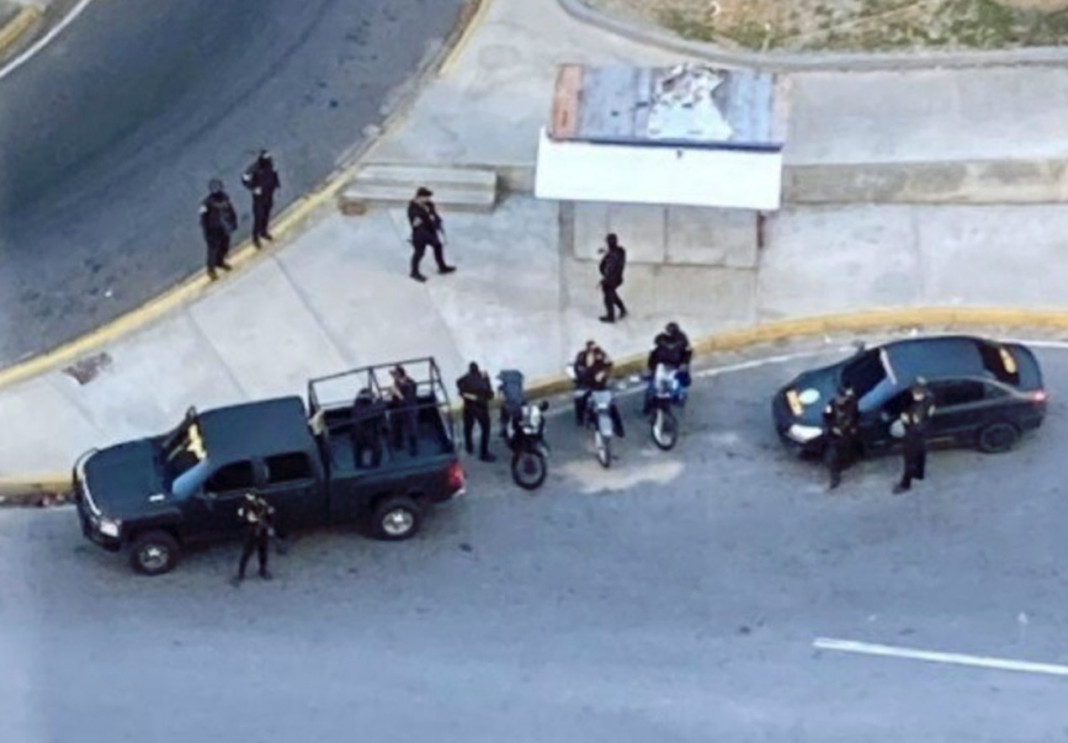 Venezuela: Juan Guaidó denuncia que fuerzas del régimen de Nicolás Maduro rodean su casa en Caracas