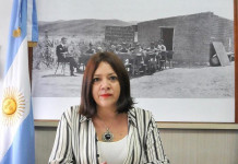 Ministra de Educación de Chubut aseguró el inicio de las clases y la Atech la condicionó al pago de salarios adeudados y situación sanitaria Florencia Perata Ministra de Educación de Chubut