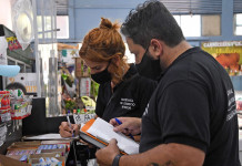 Nueva ofensiva contra empresas: Santiago Cafiero ordenó que la AFIP salga a controlar Precios Máximos Control de precios - Foto: Telam