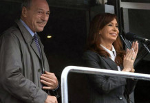 Eugenio Zaffaroni aseguró que si Cristina Kirchner es condenada “el único recurso, por duro que sea, es el indulto presidencial” Cristina Kirchner junto a Eugenio Zaffaroni