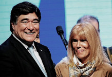 La mujer de Carlos Zannini, Patricia Alsúa, de 62 años, también se vacunó contra el coronavirus La mujer de Carlos Zannini, Patricia Alsúa, de 62 años, también se vacunó contra el coronavirus