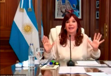 Pacto con Irán: el tribunal oral puede decidir en septiembre si suspende el juicio contra Cristina Kirchner Cristina Fernández en el banco de los acusados - Foto: