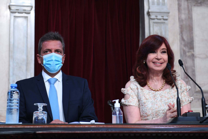 Sergio Massa junto a Cristina Kirchner - Foto: Telam