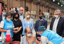 Coronavirus: Alberto Fernández dijo que si se concretan los acuerdos, en abril terminarán de vacunar a las personas de riesgo Vacunas, Alberto Fernández