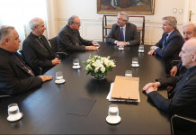 La Iglesia les pide al oficialismo y a la oposición que acuerden combatir la corrupción Alberto Fernández reunido con los representantes de la iglesia