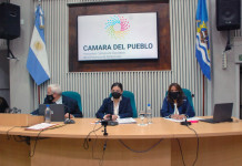 LOS DIPUTADOS APROBARON LA LICENCIA DE EUGENIO QUIROGA Y EL ÚNICO QUE LO LLAMÓ “COMPAÑERO” FUE MATÍAS MAZÚ Diputados de Santa Cruz