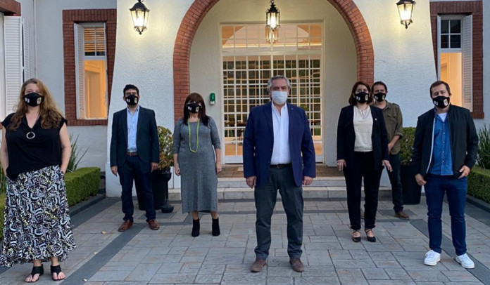 Denuncian a Alberto Fernández por utilizar la Quinta de Olivos para actos políticos