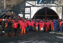 YCRT (AHORA) APLICA UN PLAN PREVENTIVO Y REDUCE AL MÍNIMO EL PERSONAL. ESTO, SUMADO A LAS VACACIONES, SIGNIFICA QUE EL YACIMIENTO SIGUE SIN PRODUCIR MAL CLIMA EN YCRT: ANUNCIOS DE CIERRE DE PUNTA LOYOLA Y TERCERIZACIÓN DE SERVICIOS PONEN EN ALERTA A LOS SINDICATOS QUE MANTIENEN EL YACIMIENTO PARADO