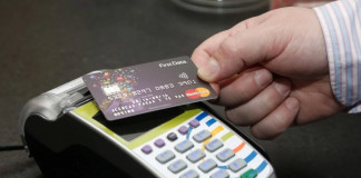 Adiós a las bandas magnéticas en las tarjetas: así serán los pagos del futuro