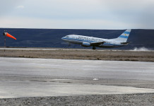 CFK VINO, VOTÓ Y SE FUE. TODO CON EL USO DE T-04 Y CARGO AL BOLSILLO DE TODOS LOS ARGENTINOS El T04 de la flota presidencial despega desde Río Gallegos a Capital Federal