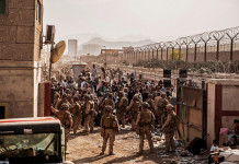 “Parecía un apocalipsis zombie”: militares de EE.UU. describen la caótica salida de Kabul “Parecía un apocalipsis zombie”: militares de EE.UU. describen la caótica salida de Kabul