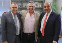 Osvaldo Jaldo confirmó que asume como gobernador de Tucumán y Juan Manzur viaja a Buenos Aires Osvaldo Jaldo Juan Manzur, gobernador y vice de Tucumán -
