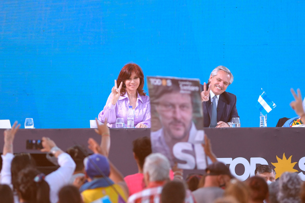 Alberto Fernández y Cristina Kirchner en el cierre de campaña del Frente de Todos - Foto: Telam
