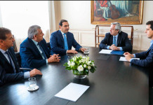 Gobernadores opositores reclaman a la Casa Rosada por el manejo discrecional de fondos millonarios Alberto Fernández y los gobernadores radicales