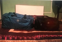 iPhone de Baratta: ahora aparecieron las fotos de los bolsos que el chofer Oscar Centeno usaba para recaudar coimas Las fotos de los bolsos que utilizaba Centeno para llevar dólares del iphone de Barata - Foto: Clarín