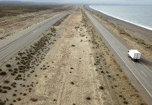 Luciani aporta pruebas sobre cómo Lázaro Báez competía contra sí mismo y nadie lo controlaba La ruta nacional Nº 3 entre Caleta Olivia y Comodoro Rivadavia - Foto: OPI Santa Cruz/Francisco Muñoz
