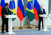 Cumbre en Moscú: Vladimir Putin y Jair Bolsonaro afirmaron que quieren profundizar la relación entre Rusia y Brasil Reunión Vladimir Putin Jair Bolsonaro -
