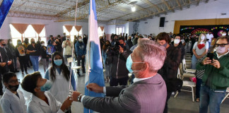 El gobernador de Chubut Mariano Arcioni inauguró el ciclo lectivo 2022 en la Escuela N° 185 "Ayllu Piuqué” de Rawson - Foto: Prensa Gobierno
