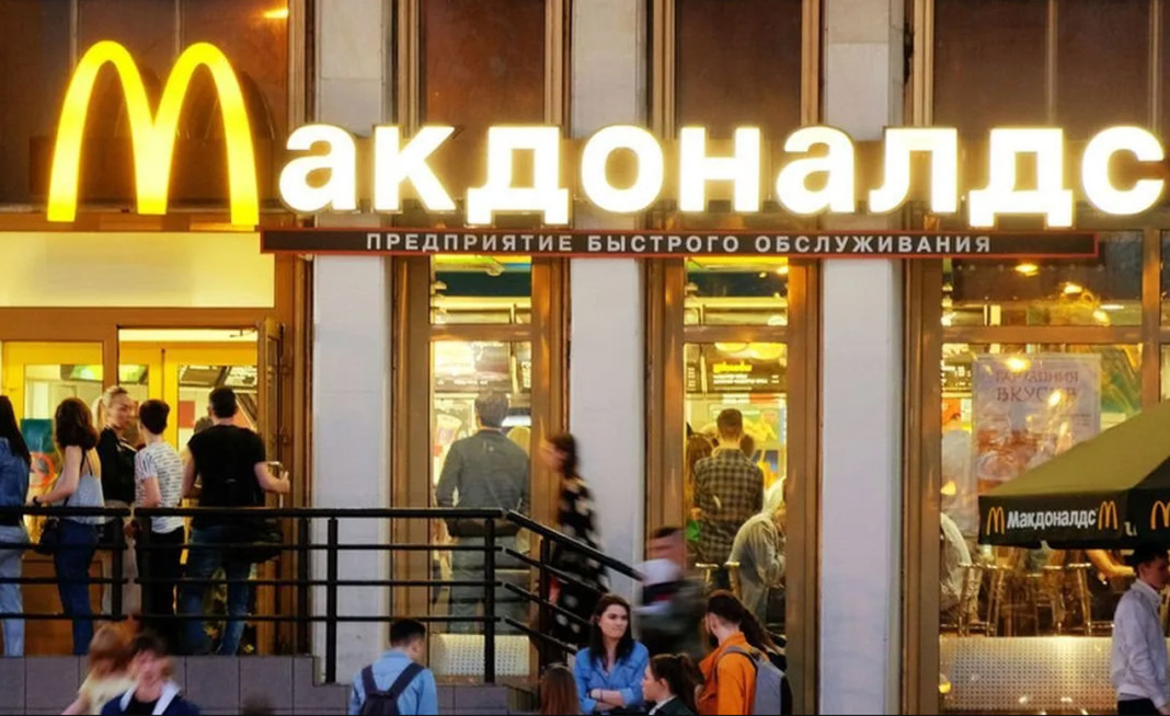 La suspensión de las actividades de los 847 restaurantes que McDonald’s tiene en Rusia