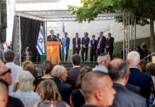 Emoción, recuerdo y reclamo de Justicia en el acto por el 30° aniversario del atentado a la Embajada de Israel El acto por los 30 años del atentado a la embajada de Israel - Foto: NA