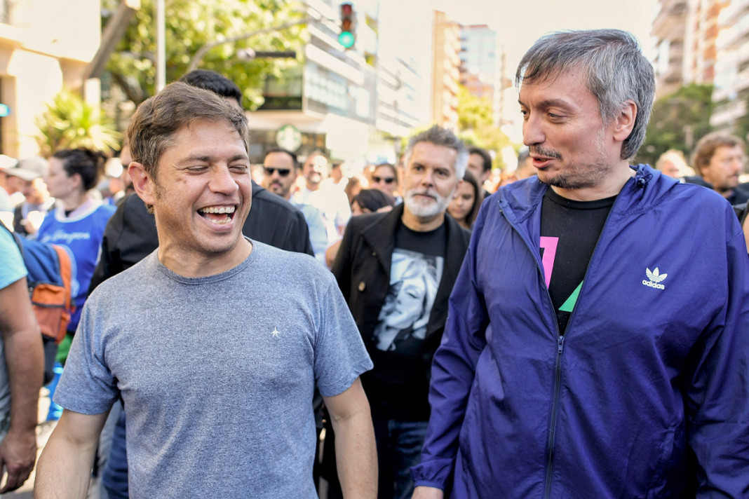 Se realiza un acto en la Plaza de Mayo en el marco del aniversario número 46 del último golpe de Estado - Foto: NA