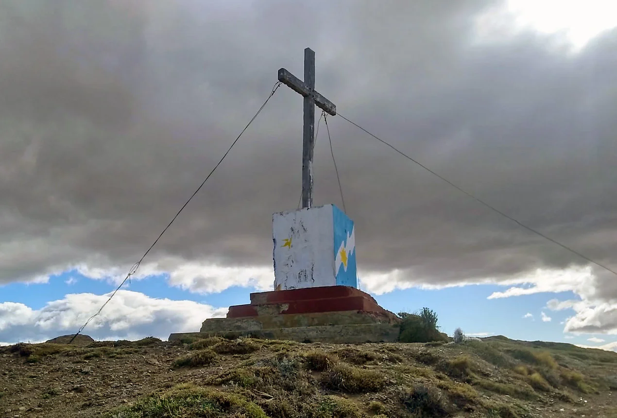 Intendente de Río Turbio va a emplazar un Cristo por unos 14 millones de pesos, sin licitación, sin aprobación del CD y sin dar ningún tipo de información pública Intendente de Río Turbio va a emplazar un Cristo por unos 14 millones de pesos, sin licitación, sin aprobación del CD y sin dar ningún tipo de información pública