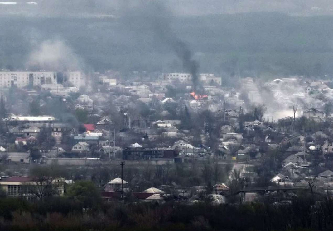 Seis muertos y ocho heridos en un ataque con misiles a la occidental Lviv