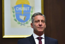 Arcioni pidió la renuncia de Florencia Perata, Ministra de Educación y le cargó todos los males de su gestión Stories arcioni