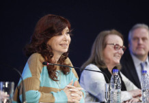 Cristina Kirchner fue muy dura con Guzmán, pero bajó el tono de sus críticas a la gestión de Fernández La vicepresidenta Cristina Fernández de Kirchner en la inauguración de un cine en El Calafate - Foto: NA
