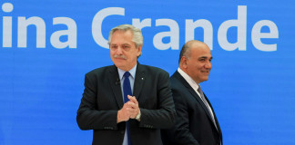 El presidente Alberto Fernández encabeza, junto al jefe de Gabinete, Juan Manzur y el ministro de Obras Públicas, Gabriel Katopodis, el acto de presentación de Argentina Grande - Foto: NA