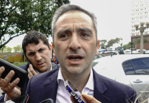 El desafiante mensaje de Andrés “Cuervo” Larroque en medio del juicio por la obra pública: “Sin Cristina no hay peronismo. Sin peronismo no hay país” Andrés Larroque, ministro de Desarrollo de la Comunidad de la provincia de Buenos Aires - Foto: NA