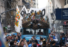 En cercanías del departamento de Cristina Kirchner - Foto: NA