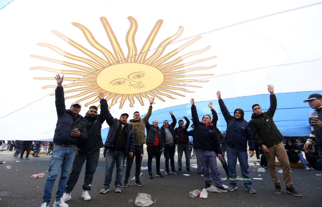 Movilización que convoca la cúpula de la CGT en el microcentro porteño - Foto: NA