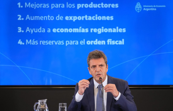 Sergio Massa ministro de economía dólar soja - Foto: NA