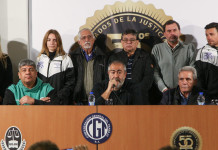 La CGT se reactiva y hará un acto el 1° de Mayo para reclamar al Gobierno medidas ante la inflación y la crisis social Los miembros del triunvirato de la CGT, Pablo Moyano, Carlos Acuña y Héctor Daer - Foto: NA