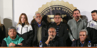 Los miembros del triunvirato de la CGT, Pablo Moyano, Carlos Acuña y Héctor Daer - Foto: NA
