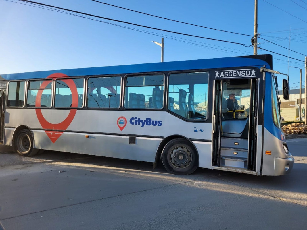 City Bus despidió a la primera chofer femenina, entre denuncias de maltratos y discriminación