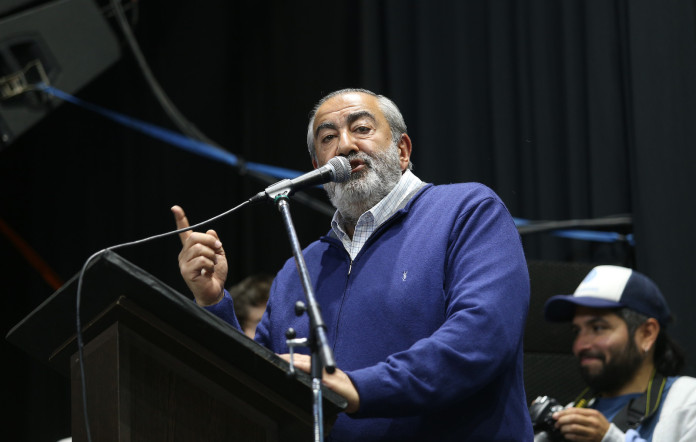 La CGT acusó a La Cámpora de usar el “disfraz peronista” y Máximo Kirchner apuntó a los “traidores”