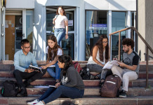PAE junto a la Di Tella lanzan una nueva edición de becas para estudiantes de Chubut y Santa Cruz PAE promueve un Rally de Innovación para jóvenes en el marco de la 8° Expo Industrial de Comodoro Rivadavia