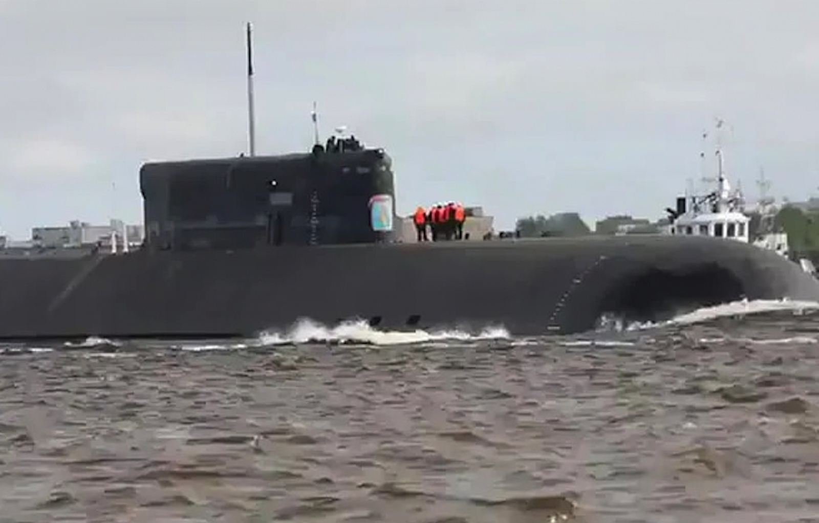Rusia movilizó un submarino nuclear