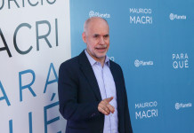 Larreta, el mismo que manda fuerzas antimotines contra la movilización de los médicos, les ofrece zona liberada a los piqueteros y les limpia la mugre El jefe de Gobierno porteño, Horacio Rodríguez Larreta - Foto: NA